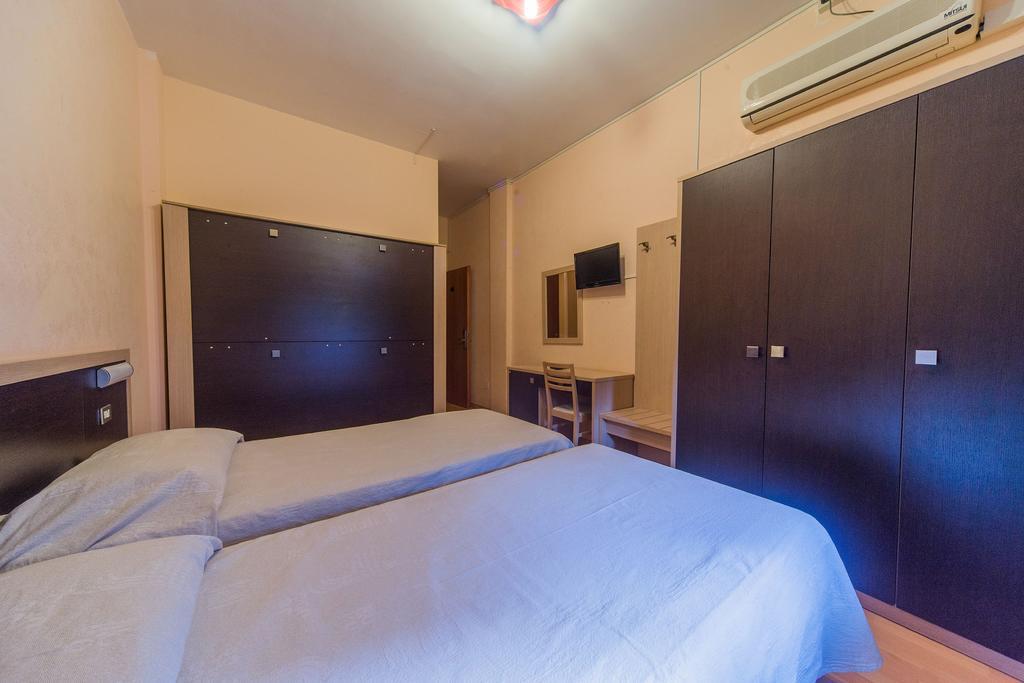 Hotel Del Camerlengo Fara San Martino Habitación foto